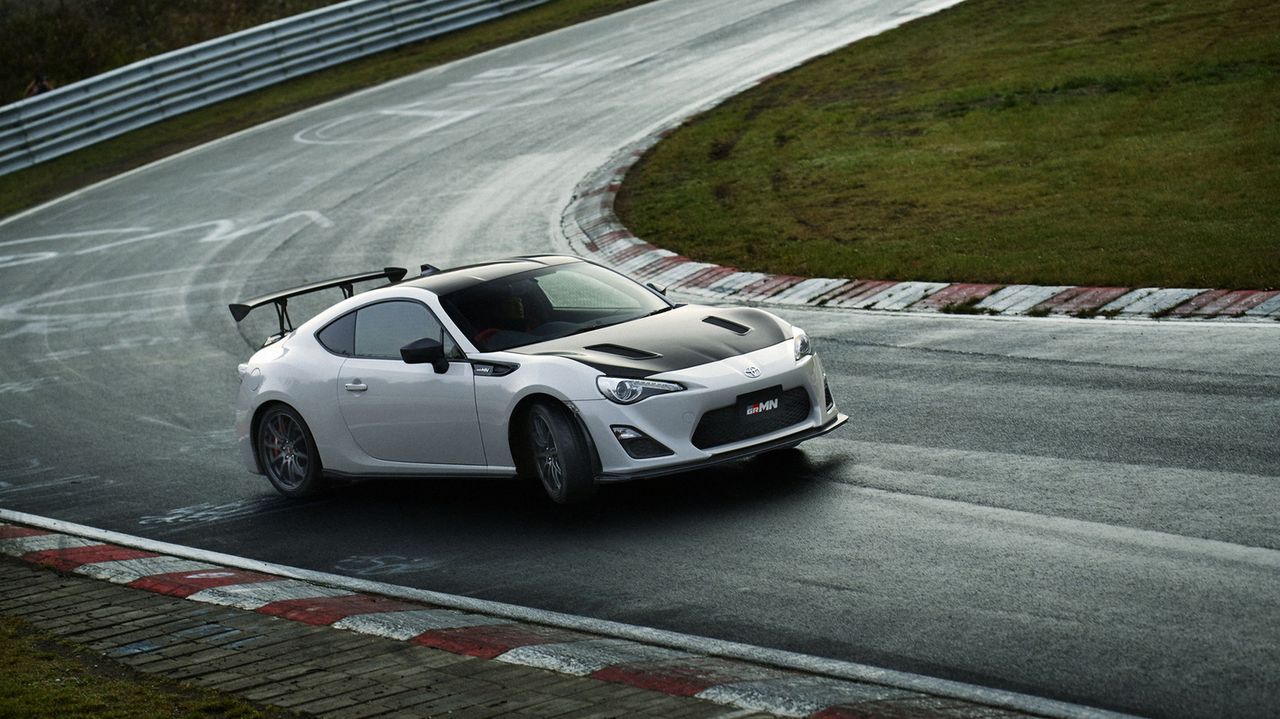 Toyota 86GRMN – odchudzony sportowiec tylko dla Japonii