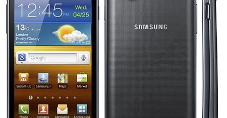 Samsung Galaxy S Advance w przedsprzedaży