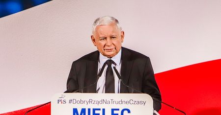 Kaczyński odda władzę w PiS? Gorąco w strukturach partii