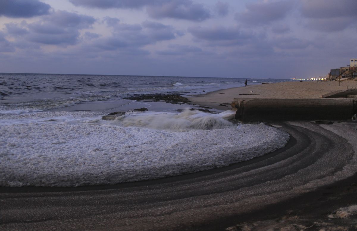 Dania. Awaria rurociągu kanalizacji. Do Bałtyku wpływa 700 tys. litrów ścieków na godzinę (zdjęcie podglądowe)