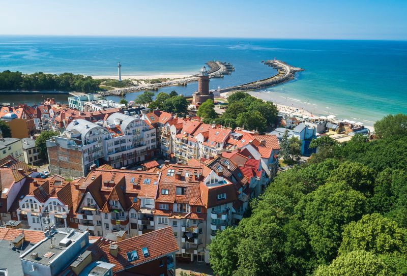 Chwila wytchnienia nad morzem? Pociągiem z Poznania do Kołobrzegu
