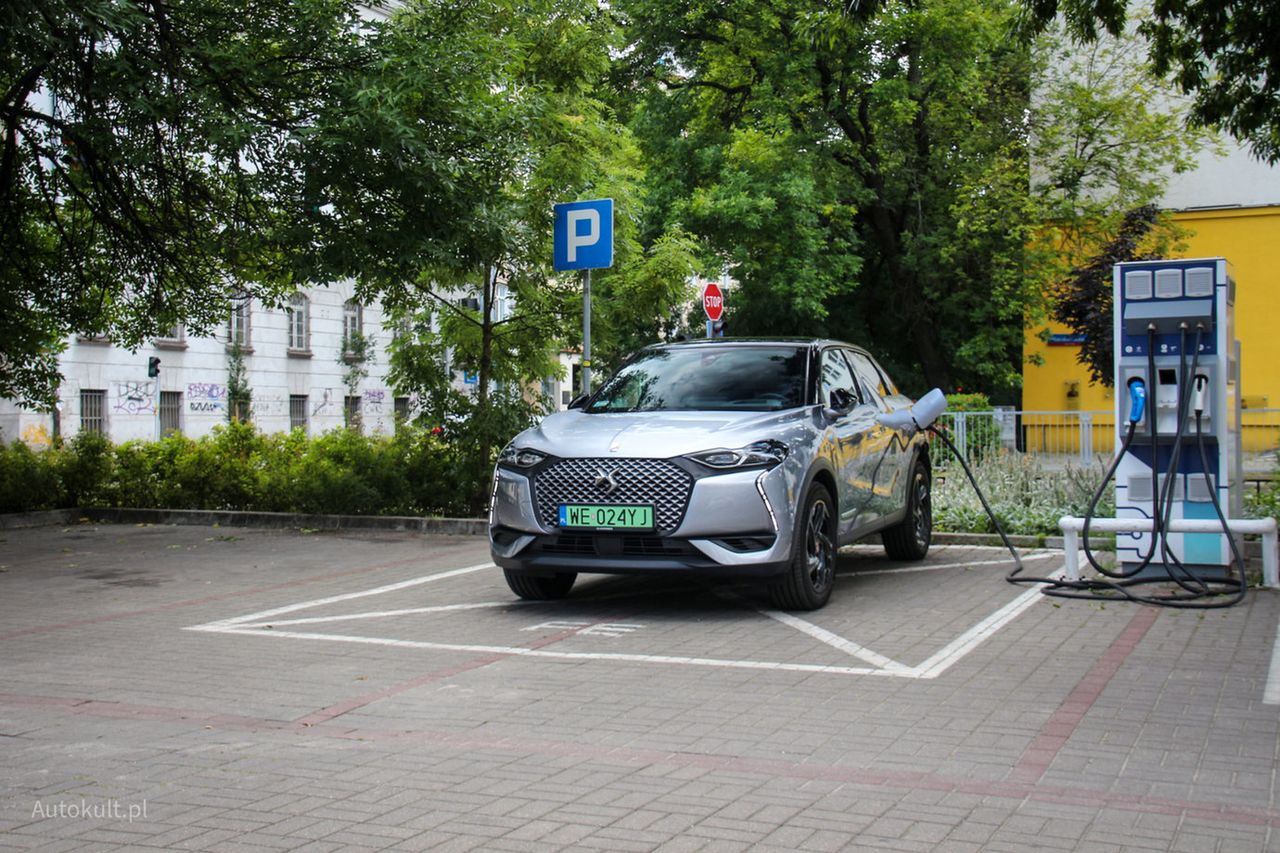 DS3 Crossback E-Tense to póki co jedyny elektryk w gamie marki.