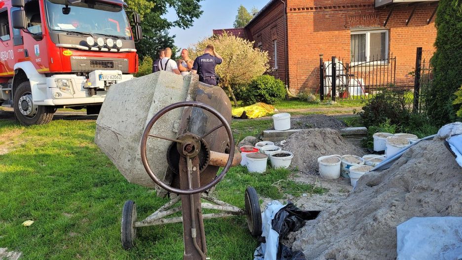 Tragedia w Rożnowie. Mężczyznę poraził prąd