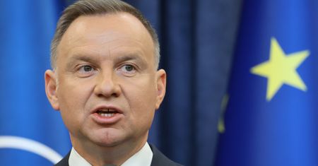"Lex Tusk" po poprawkach. Prezydent zdecydował