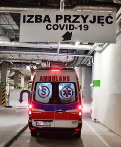Wiózł pacjenta pod respiratorem, jest oskarżony o spowodowanie śmiertelnego wypadku