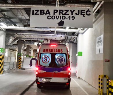 Wiózł pacjenta pod respiratorem, jest oskarżony o spowodowanie śmiertelnego wypadku