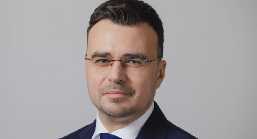 Nowy plan rządu na media publiczne. 10 lat bariery od polityki