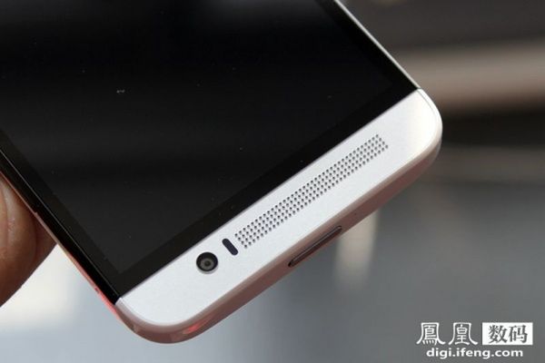 W skrócie: LG G Watch z czterema rdzeniami, HTC One (E8) na zdjęciach i 100 zł zwrotu po zakupie Nokii X 13