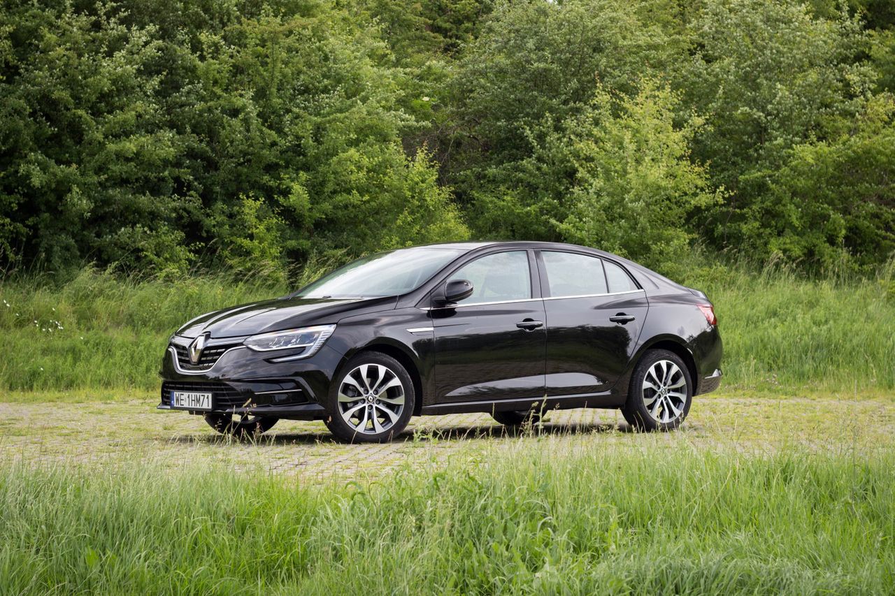 Test: Renault Megane GrandCoupe dCi 115 EDC - najtańszy (i najoszczędniejszy) diesel w Polsce