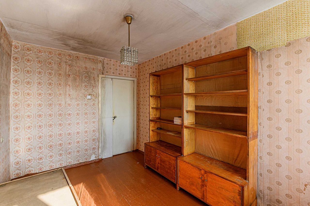 Fotele, krzesła i meblościanki – klasyka PRL w nowoczesnych domach