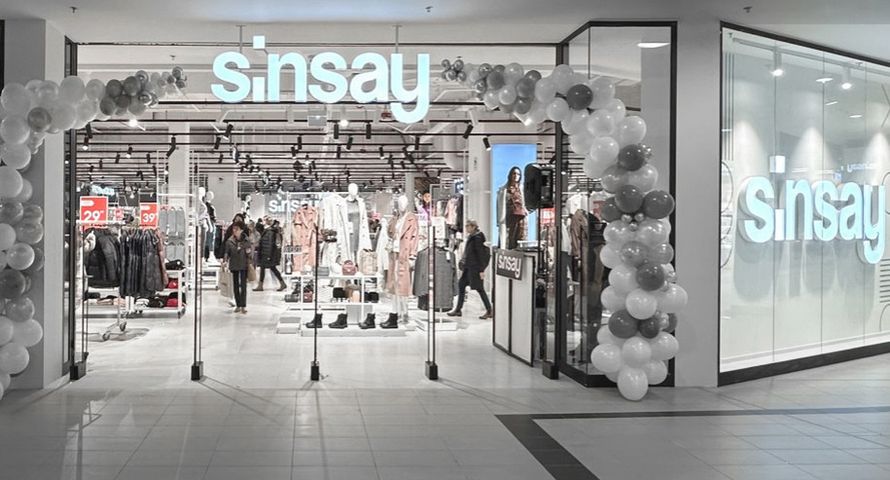 LPP rośnie mocniej w sklepach stacjonarnych niż online. Setki nowych sklepów Sinsay
