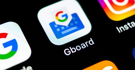 Usterka klawiatury Gboard powodem złych podpowiedzi słów na Androidzie  – jak ją naprawić?