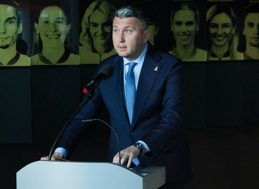 Piesiewicz powinien odejść? Polacy masowo chcą dymisji szefa PKOl
