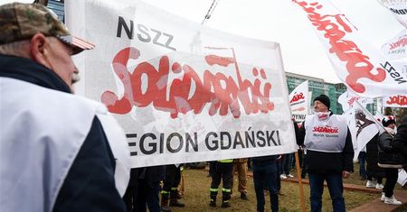 CBA w siedzibie NSZZ Solidarność. Śledztwo dotyczy korupcji