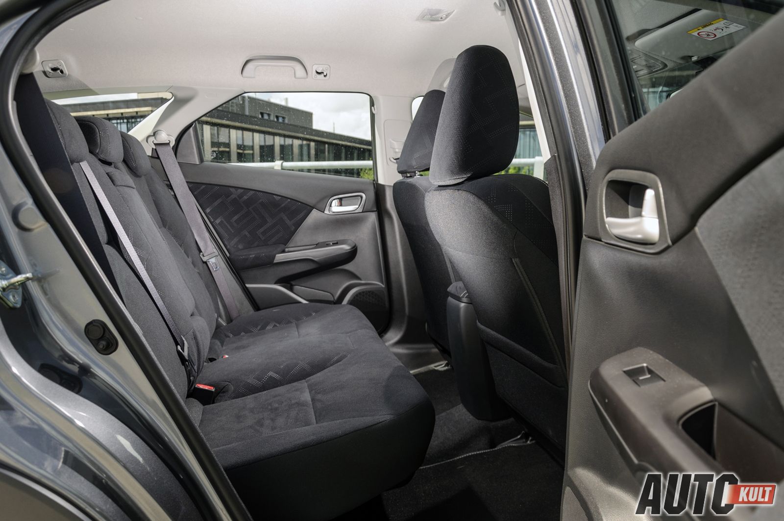 Honda Civic Tourer 1,8 i-VTEC Sport - test [galeria] 18