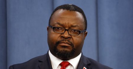 "Nie mam takich pieniędzy". Były poseł partii Gowina o kosztach kampanii w Polsce