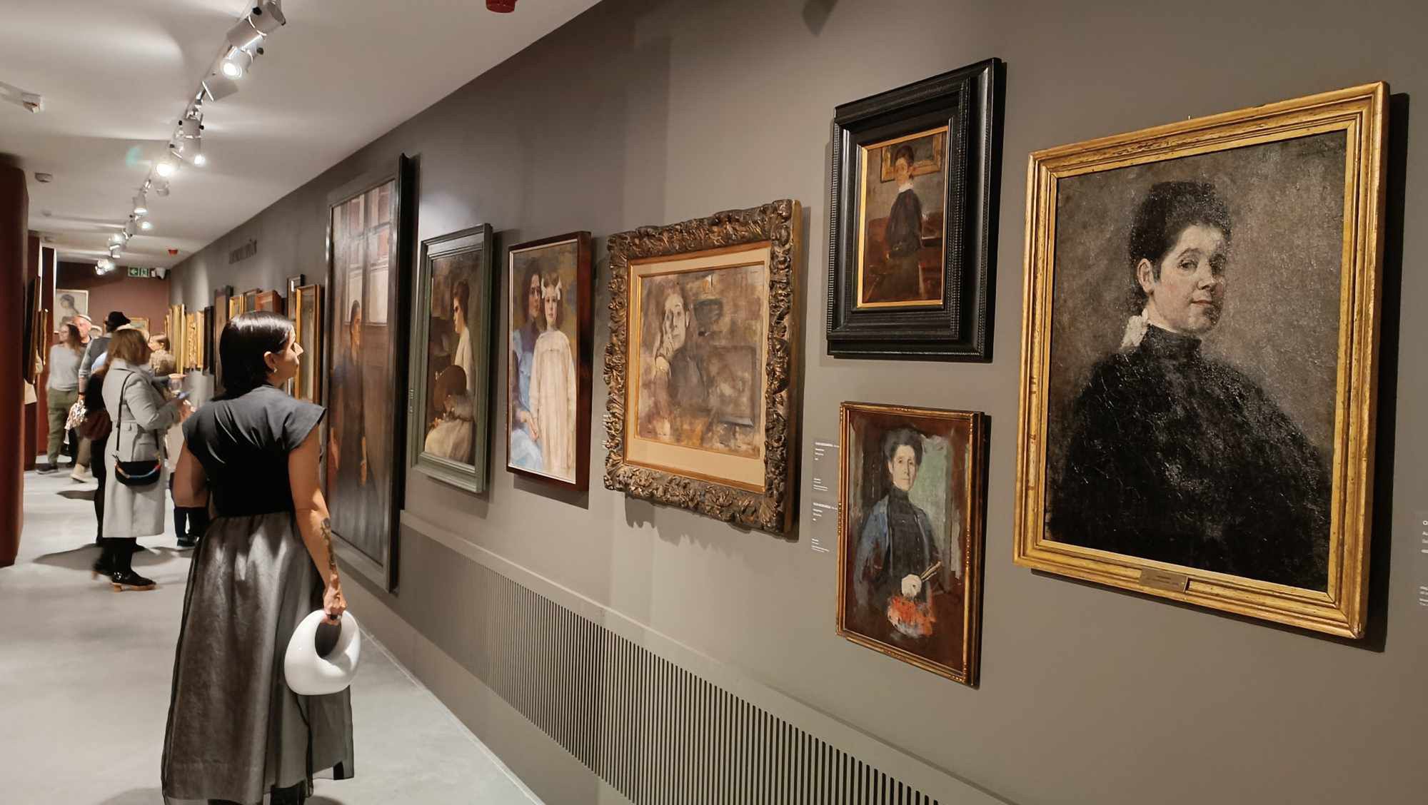 Otwarcie wystawy "Co babie do pędzla?!"