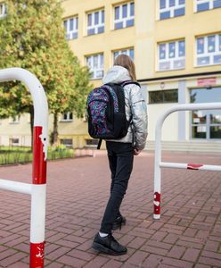 Warszawa. Szkoła w kratkę. Rekomendacje ratusza w sprawie hybrydowej nauki