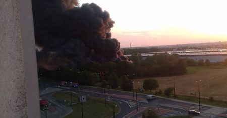Ogromny pożar na Felinie w Lublinie. Dym był widoczny z kilkunastu kilometrów