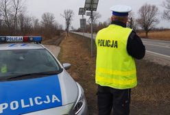 Warszawa. Kierowca ślepy i głuchy na sygnały policji. Uciekał, bo miał powody