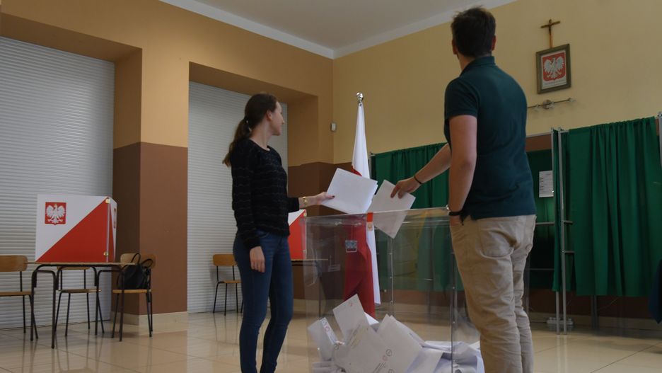 Wybory 2023. Program wyborczy sztucznej inteligencji wskazuje 5 postulatów ważnych dla Polaków