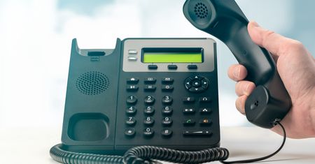 Co wiesz o telefonie zaufania? Sprawdzimy w tej krzyżówce