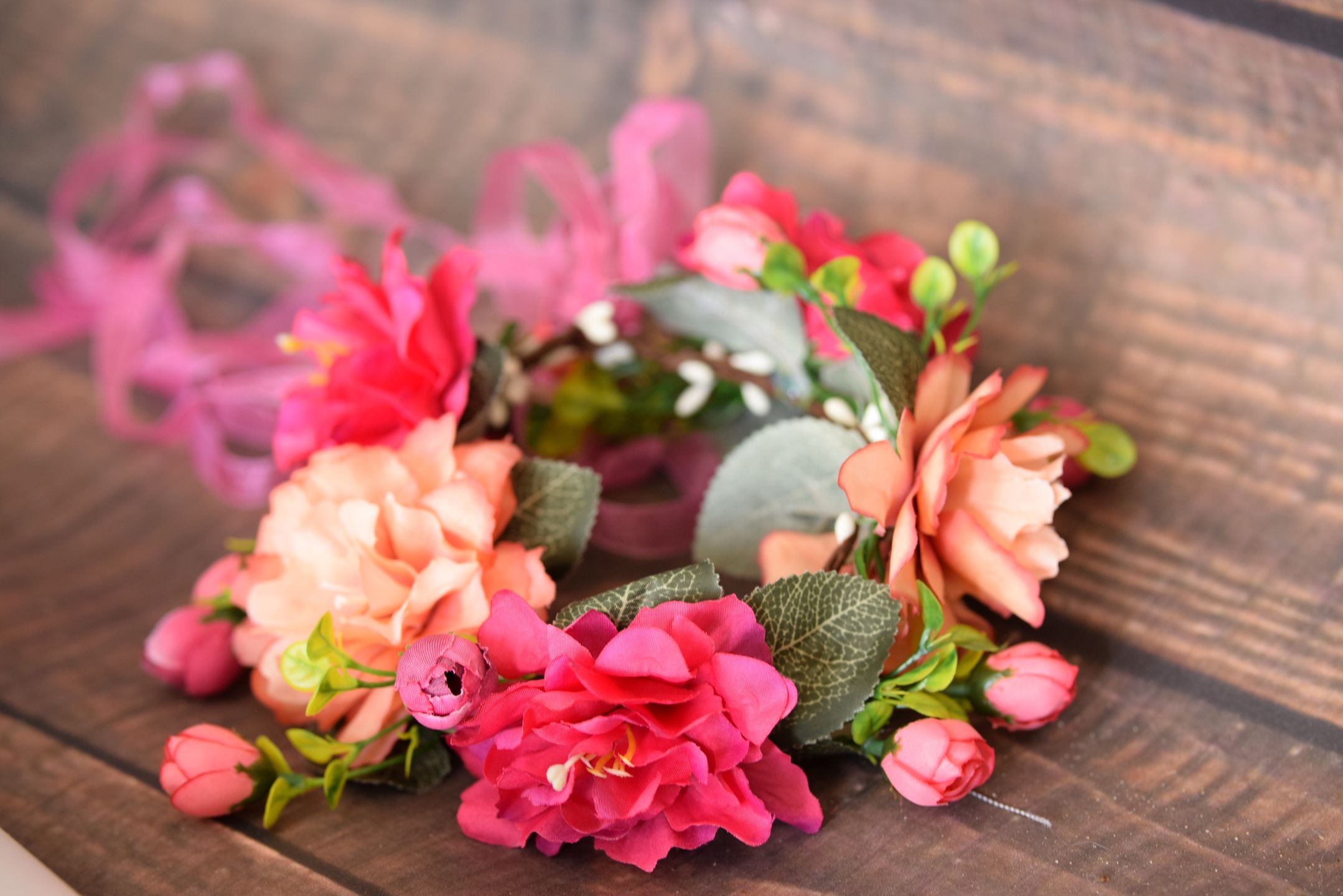 Warsztaty wicia wianków to jedna z atrakcji dla dzieci podczas poznańskiej Nocy Muzeów