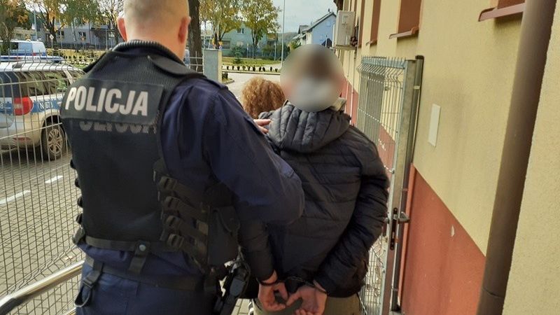 Bracia znęcali się nad własną babcią