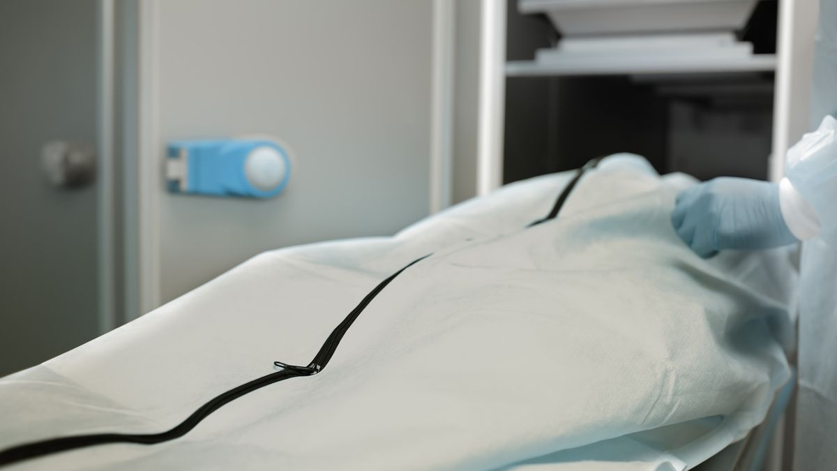 Uznano ją za zmarłą. 66-latka wciąż oddychała.