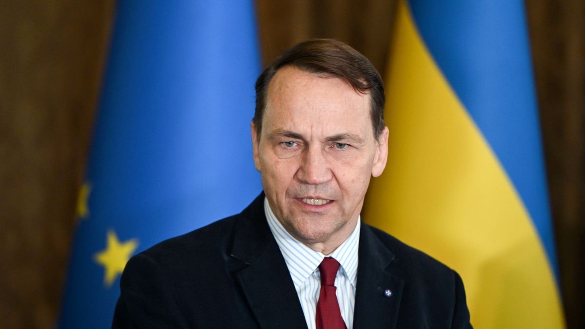 Vice Prime Minister and Minister of Foreign Affairs of the Republic of Poland, Radoslaw Sikorski, who is on a working visit to the Lviv region, participates in a joint briefing with the rector of the Ivan Franko National University of Lviv, Roman Gladyshevskii, in Lviv, Ukraine, on October 10, 2025. The Polish foreign minister accepts the Doctor Honoris Causa diploma from Lviv's Ivan Franko National University. (Photo by Anastasiia Smolienko/Ukrinform/NurPhoto via Getty Images)