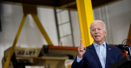 Pisze o Polsce. Ambasada reaguje na słowa kandydata na prezydenta USA
