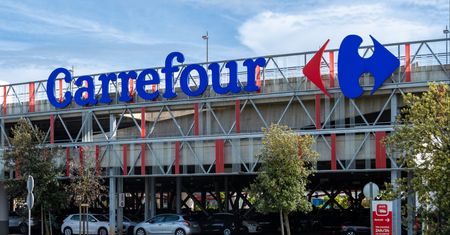 Ukraiński gigant przejmie sklepy Carrefour w Polsce? Już bada rynek