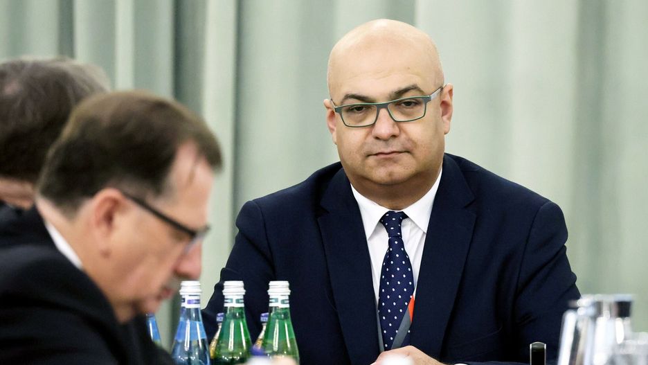 Uroczysto?? dokonania zmian w sk?adzie Rady Dialogu Spo?ecznego
Fot. Adam Burakowski/East News, 27.02.2025. Warszawa. Palac Prezydencki. Uroczystosc dokonania zmian w skladzie Rady Dialogu Spolecznego, wreczenie odznaczen panstwowych oraz posiedzenie plenarne Rady.
N/z: Alvin Gajadhur - doradca Prezydenta RP
Adam Burakowski