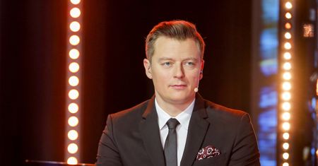 Brzozowski miał kontakt z chorą osobą. Okazało się, że to wystarczy