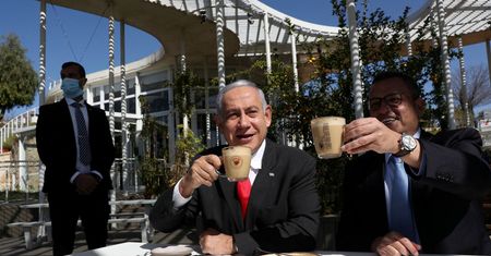 Koronawirus. Izrael otwiera restauracje