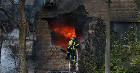 Zmasowany atak Rosji na Ukrainę. Kreml zaplanował go przed wystąpieniem Zelenskiego na G20