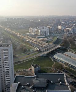 Warszawa. Po kolizji ciężarówek korek na S8