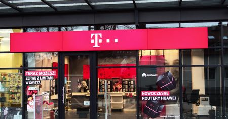 T-Mobile Polska miał 1,62 mld zł przychodów, 435 mln zł EBITDA AL w II kw. 2020