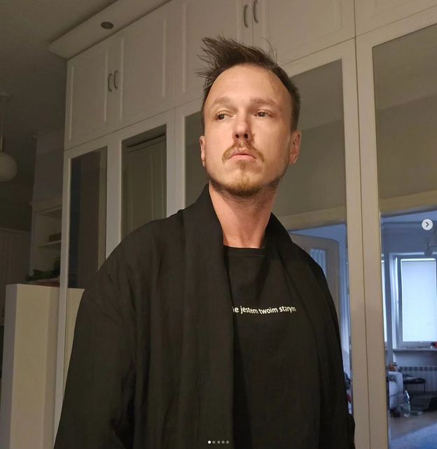 Poważne oskarżenia pod adresem Krzysztofa Gonciarza. W tle narkotyki i kontakty z młodymi kobietami. "Czekał z kartką "pojemnik na spermę""