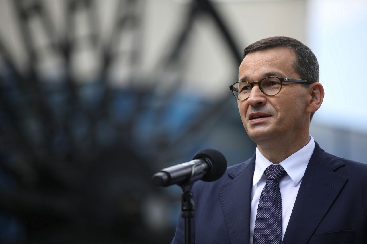 Premier Mateusz Morawiecki miał w sierpniu wyższe poparcie niż w lipcu