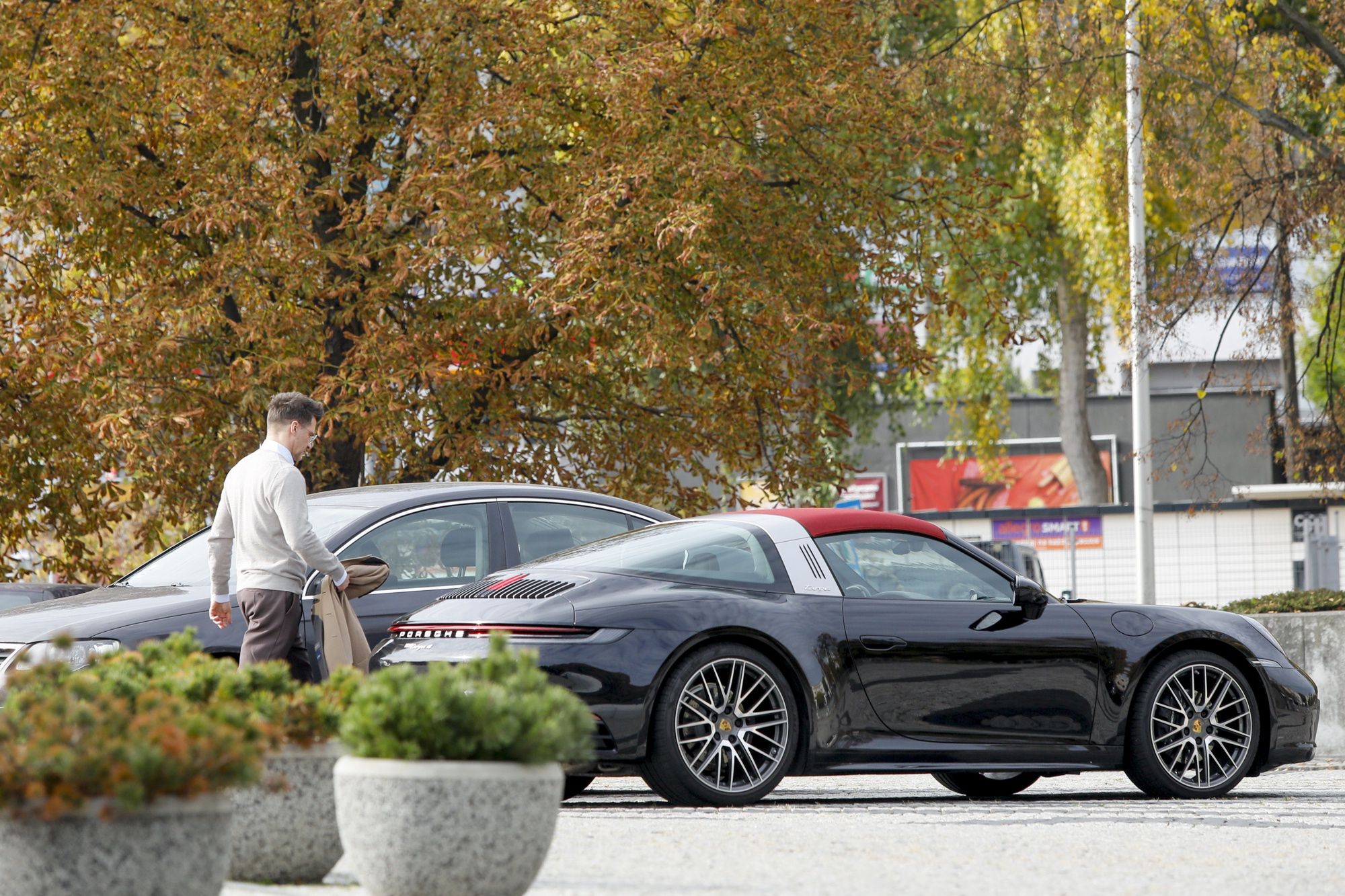 Tomasz Kammel postawił na niezawodne i luksusowe auto