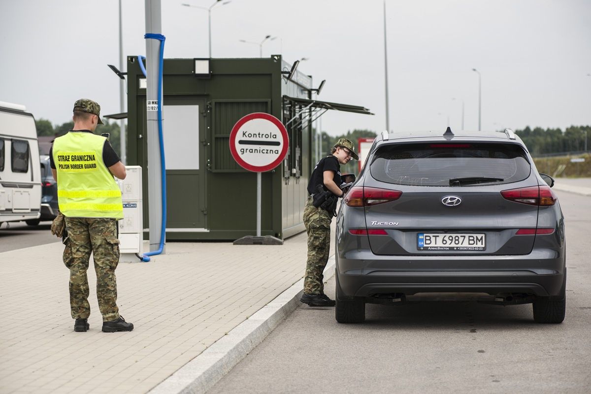 Ukraińcy w wieku poborowym wyjeżdżają do Niemiec. To 350 tys. osób