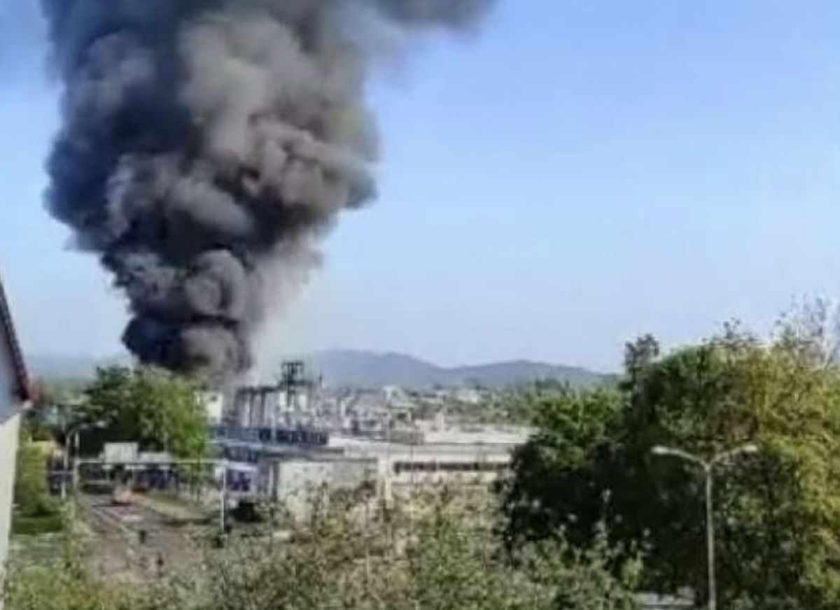 Pożar w zakładach chemicznych w Kočevje zarejestrowali mieszkańcy