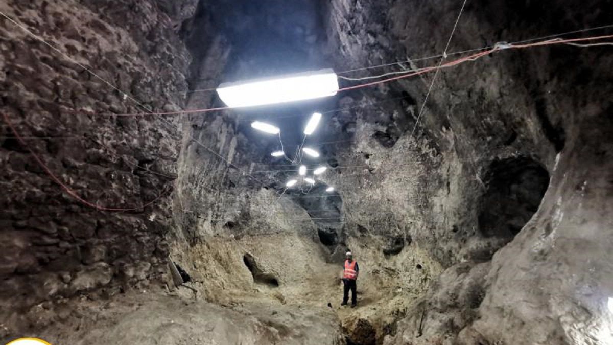 Jaskinie pod zamkiem w Olsztynie