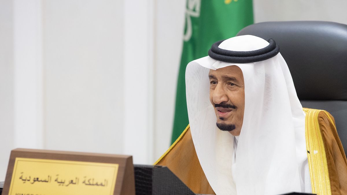 RIYADH, SAUDI ARABIA- OCTOBER 30: (----EDITORIAL USE ONLY â MANDATORY CREDIT - "ROYAL COURT OF SAUDI ARABIA / HANDOUT" - NO MARKETING NO ADVERTISING CAMPAIGNS - DISTRIBUTED AS A SERVICE TO CLIENTS----) King of Saudi Arabia Salman bin Abdulaziz Al Saud attends the G20 Leaders' Summit via videoconference in Riyadh, Saudi Arabia on October 30, 2021. (Photo by Royal Court of Saudi Arabia/Anadolu Agency via Getty Images)