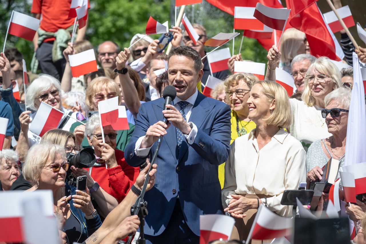 Trzaskowski zaczął. Przywitał specjalnego gościa z zagranicy