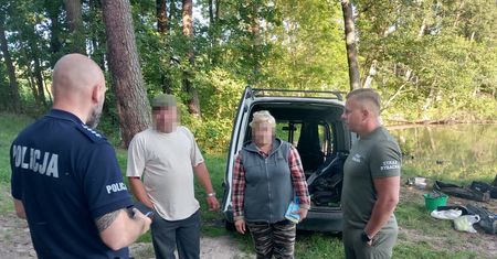 Łowili bez pozwolenia. Posypały się mandaty dla wędkarzy