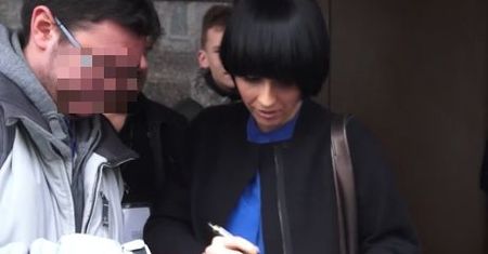 Okupnik rozdaje autografy pod studiem TVN!