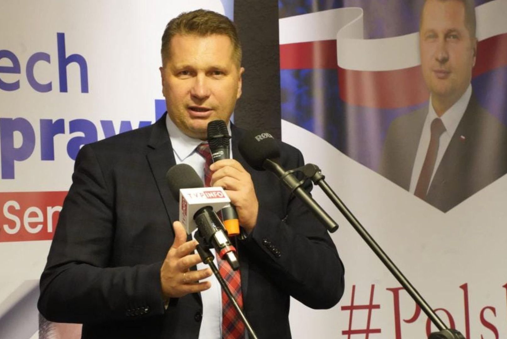 "Najlepszemu ministrowi oświaty w Polsce posierpniowej". Tak wyróżnili Czarnka