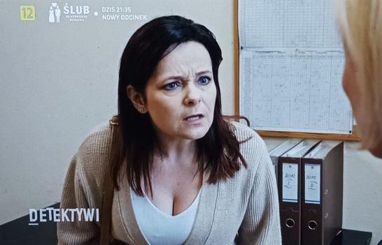 Kanał TVN z dodatkowymi oznaczeniami. Objęły m.in. paradokumenty